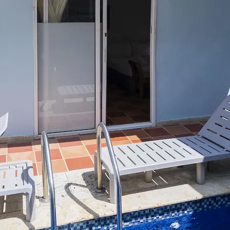 Casa Crespo 65-148 3*