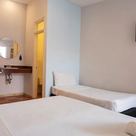 Casa Crespo 65-148