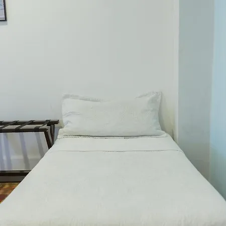 Bed and breakfast Casa Crespo 65-148