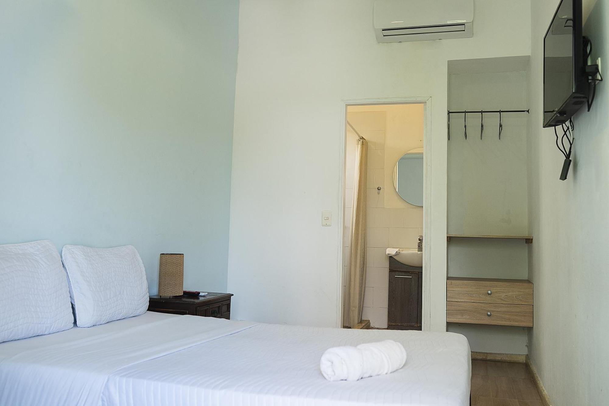 Bed and breakfast Casa Crespo 65-148