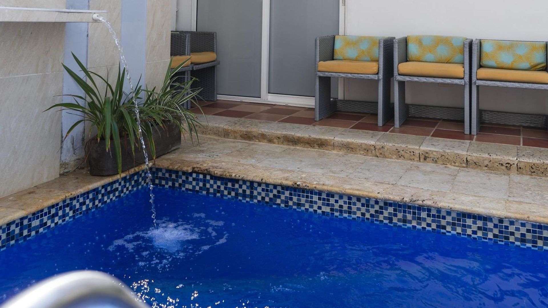 Bed and breakfast Casa Crespo 65-148 4*