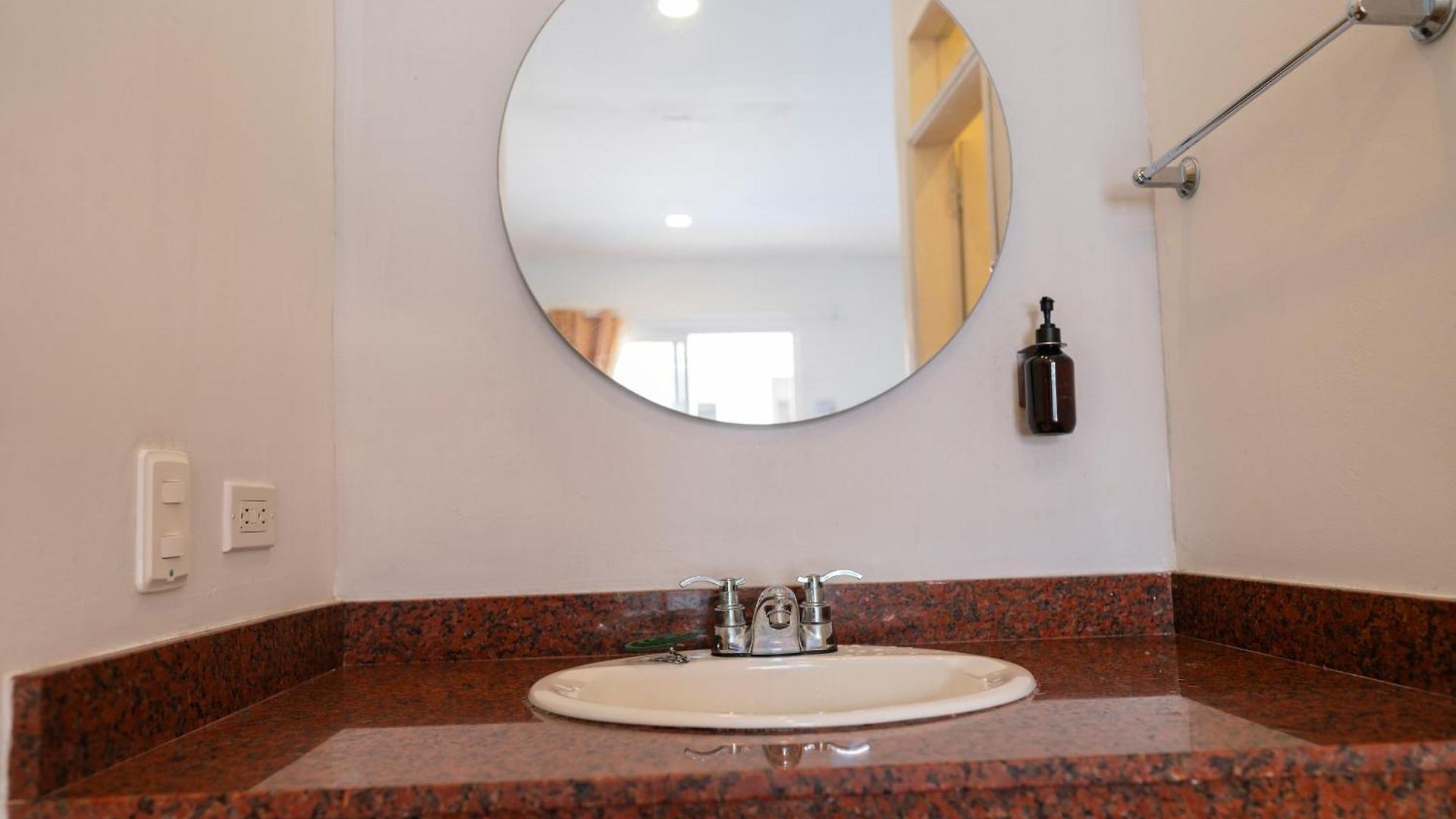 Bed and breakfast Casa Crespo 65-148 4*