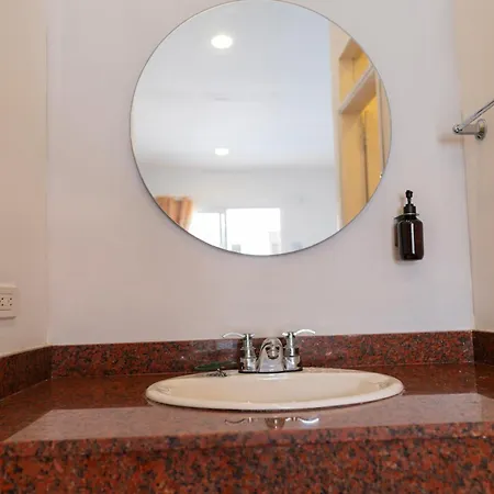 Bed and breakfast Casa Crespo 65-148 3*