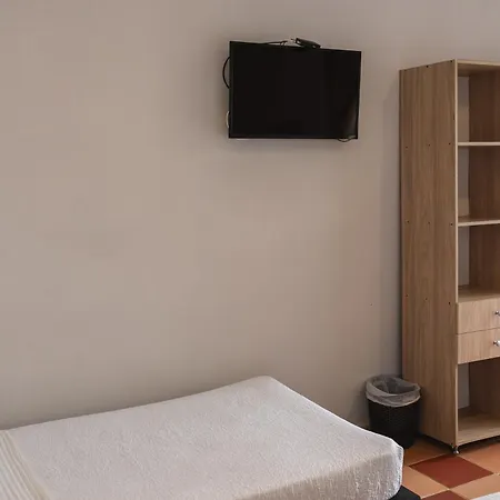 Casa Crespo 65-148