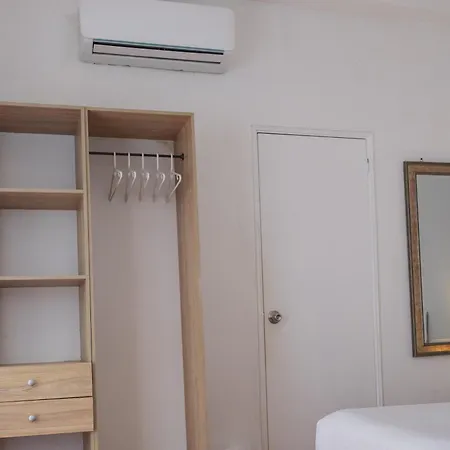 Casa Crespo 65-148 3*