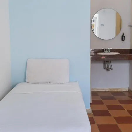 Bed and breakfast Casa Crespo 65-148