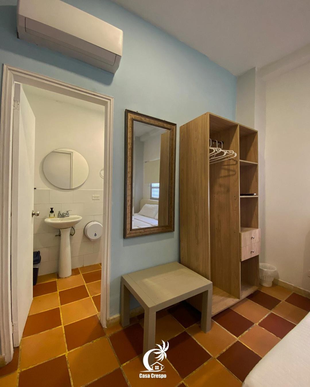 Casa Crespo 65-148 2*