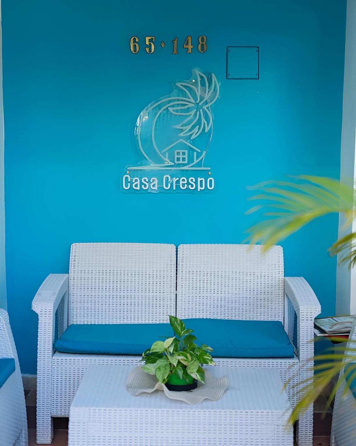 Casa Crespo 65-148