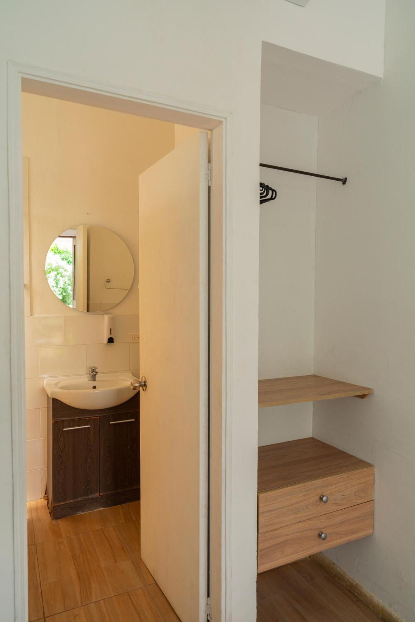 Casa Crespo 65-148 4*