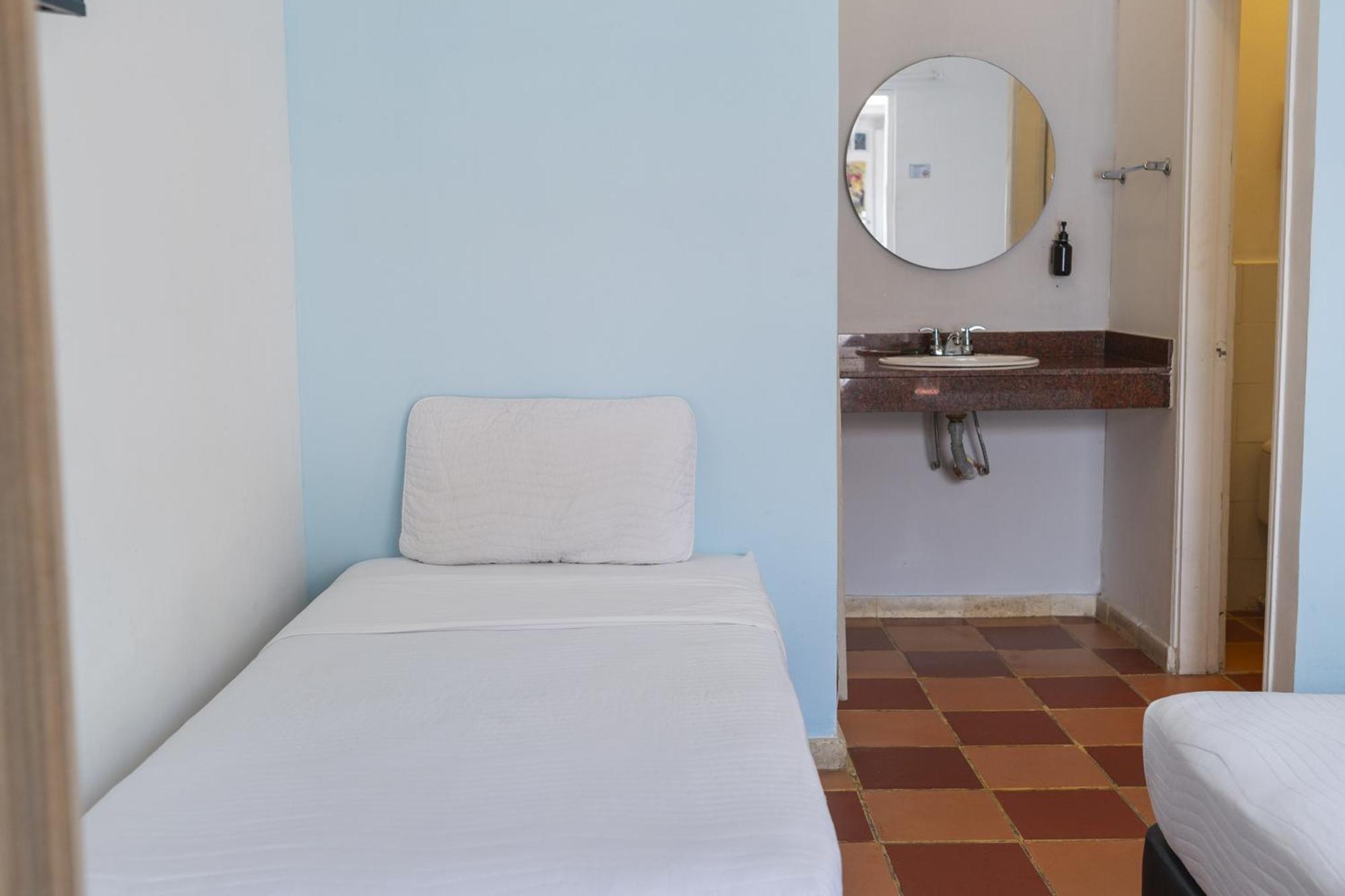 Bed and breakfast Casa Crespo 65-148